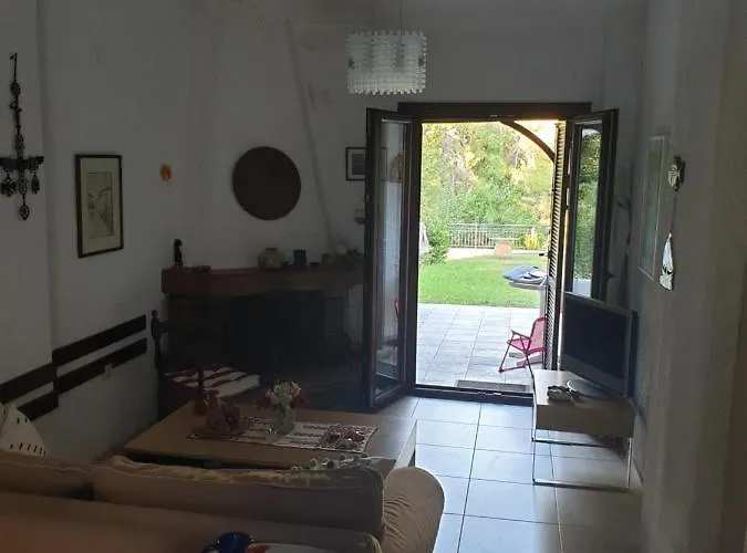 Sani Forest House Case de vacanță